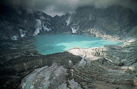 Top 10 núi lửa hoạt động đáng sợ nhất thế giới từ trước đến nay 10