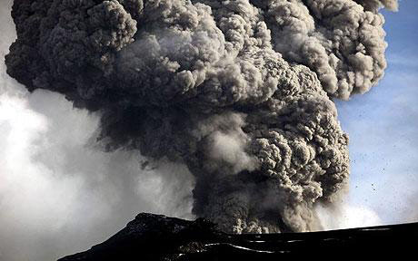 Top 10 núi lửa hoạt động đáng sợ nhất thế giới từ trước đến nay 7