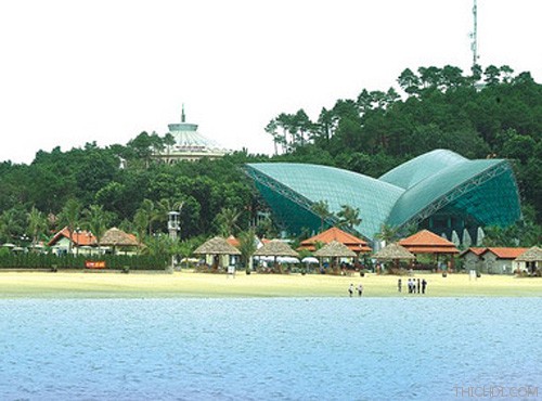 Top 10 địa điểm nổi tiếng Quảng Ninh thu hút khách du lịch 2017 4