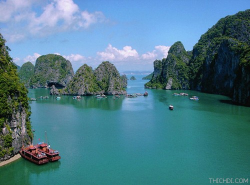 Top 10 địa điểm du lịch đẹp nhất Hạ Long nên đến 3