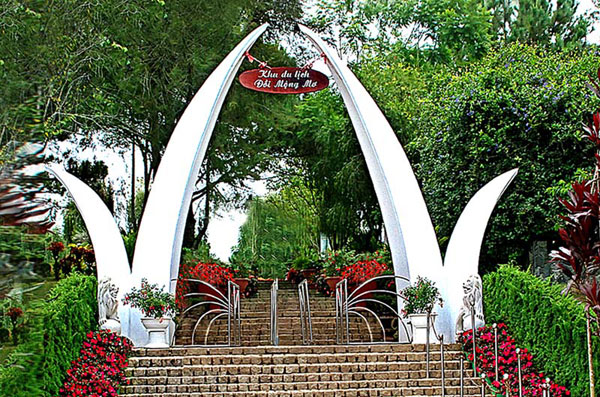 Top 10 điểm du lịch hấp dẫn ở Đà Lạc thu hút rất nhiều khách du lịch trong và ngoài nước 8