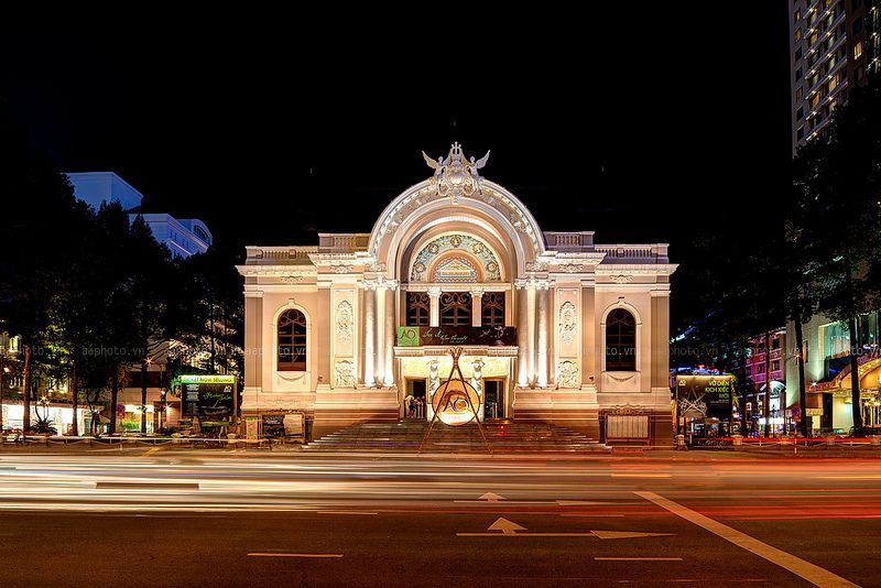 Top 10 điểm thăm quan du lịch hấp dẫn nổi tiếng ở Thành phố Hồ Chí Minh 6