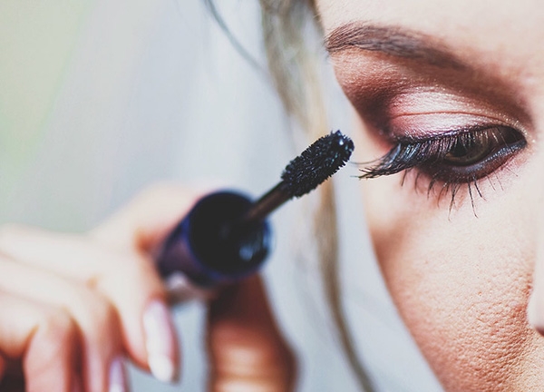 Top 10 lỗi mắc phải khi sử dụng mascara các nàng nên tránh 10