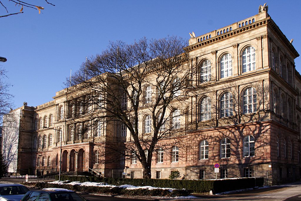 Top 10 trường đại học nổi tiếng nhất tại Đức năm 2016- 2017 7
